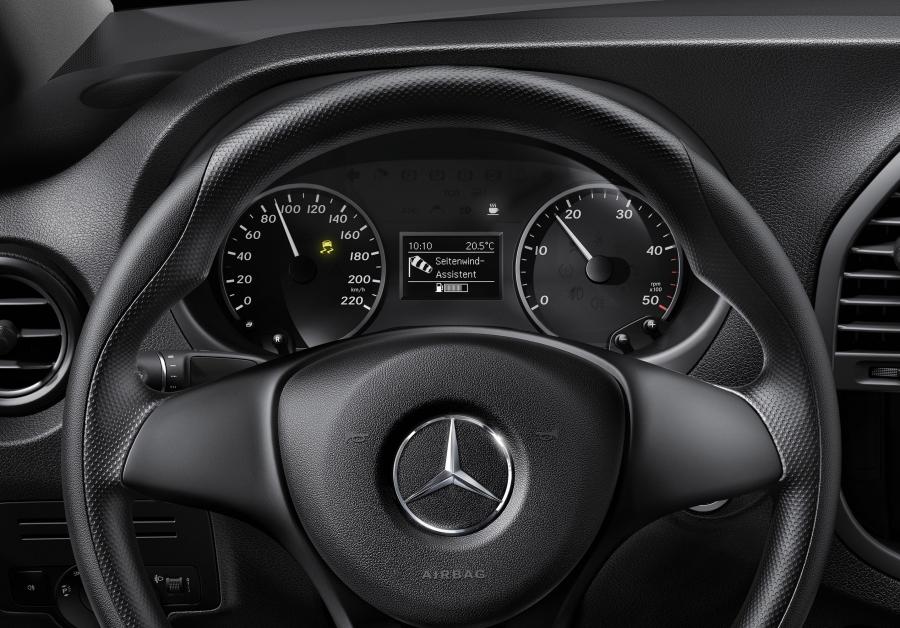 Mercedes-Benz Vito Tourer Pro 2014 года  (фото 22 из 54)